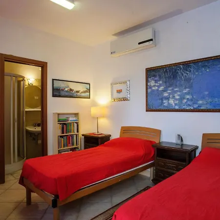 1 Bedroom Awesome In * Monsampolo Del Tronto