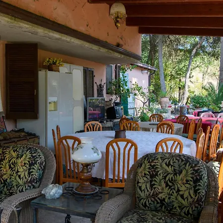 1 Bedroom Awesome In Holiday home